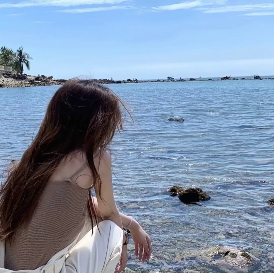剃刀刀 海报